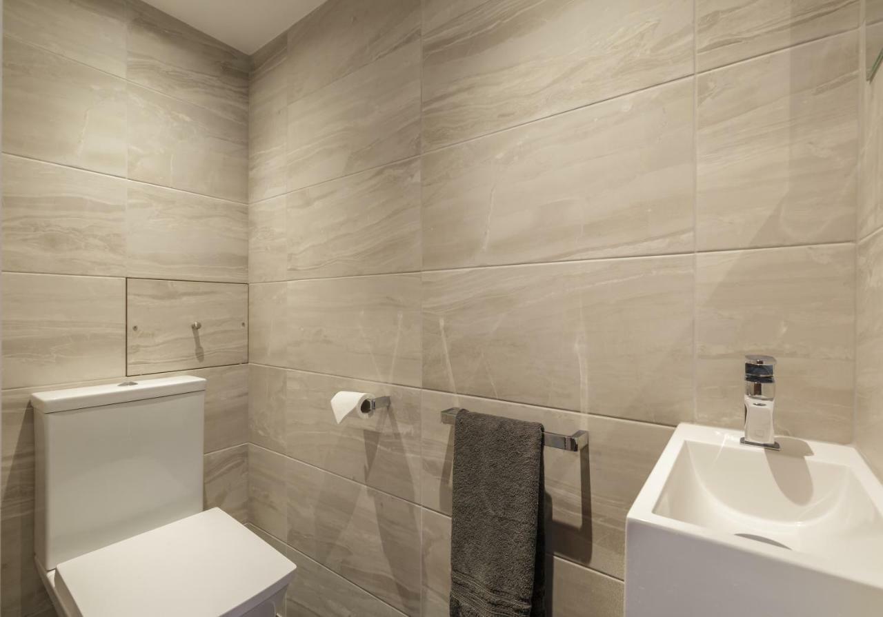 The St Patrick Square Residence エディンバラ エクステリア 写真